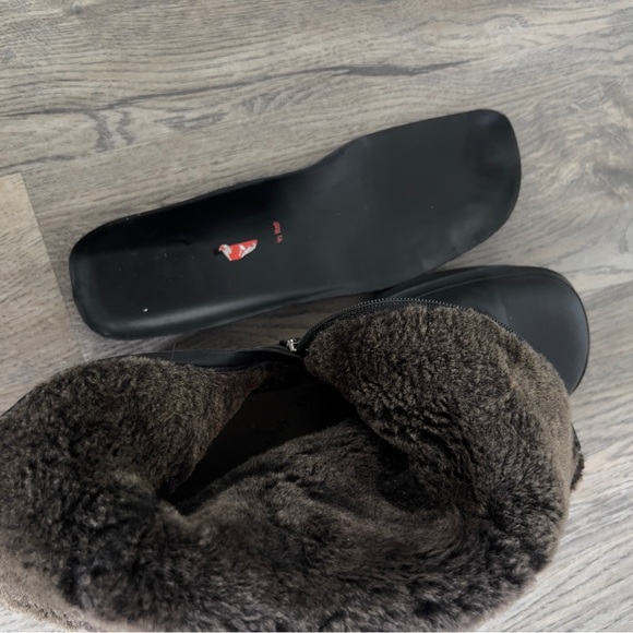 PRADA FW runway 1999 SQUARE TOE
 Vibram Chelsea Boot in Black
Size 36.5 - Picture 7 of 16